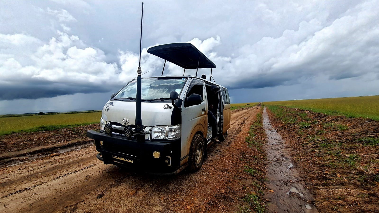 Road-trip-with-Emars-Transport