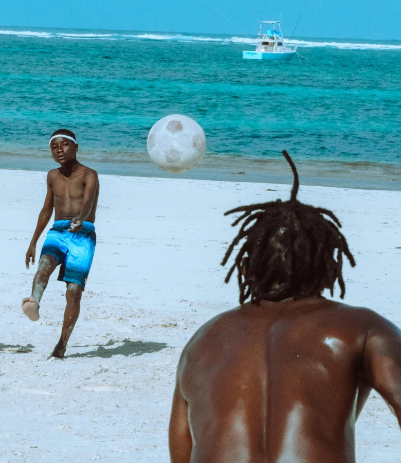 Affordable-road-trips-to-Mombasa-with-Emars-Transport