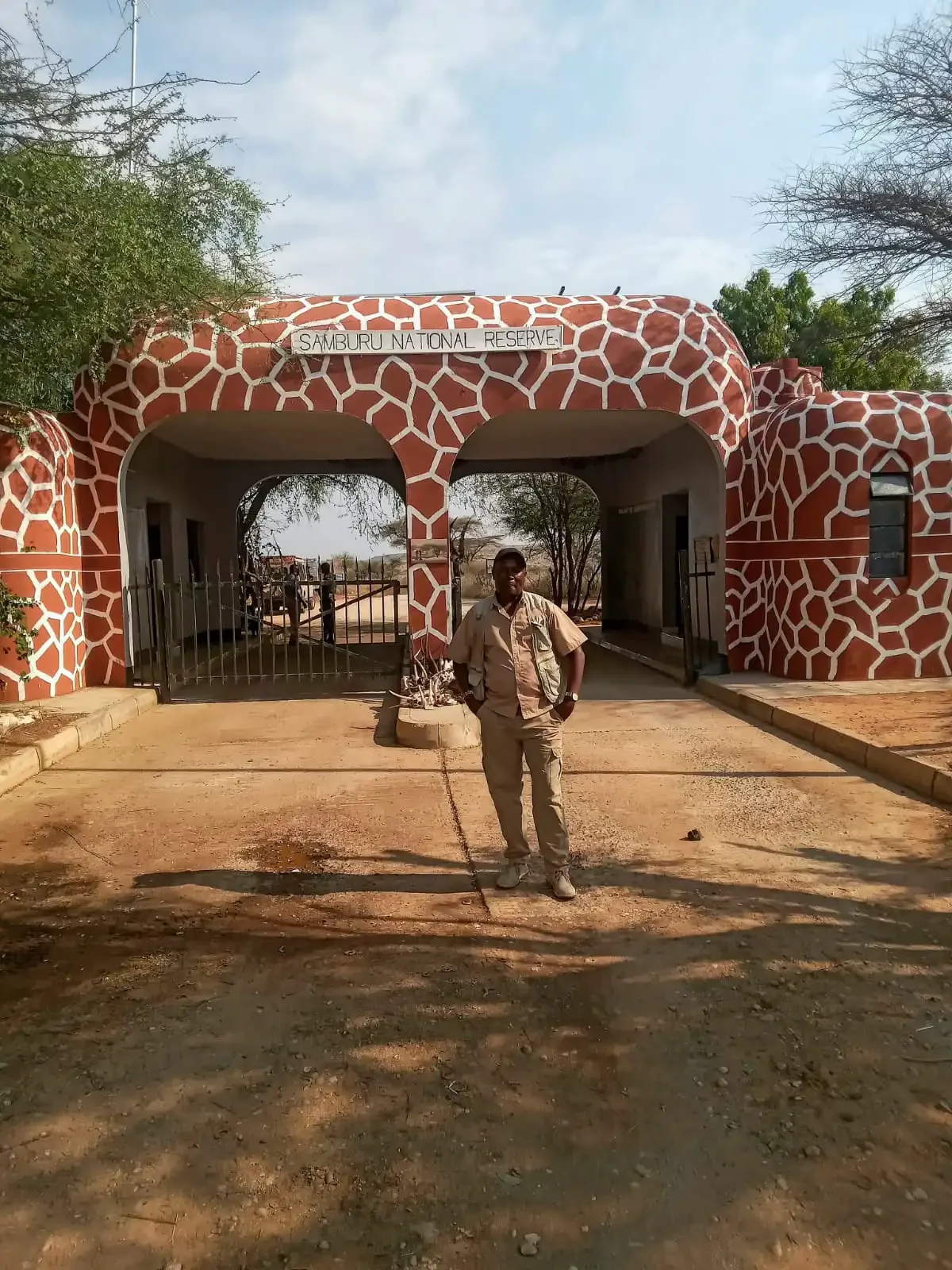 Safari-driver-outside-Samburu-National-Reserve-Emars-Transport-and-Tours