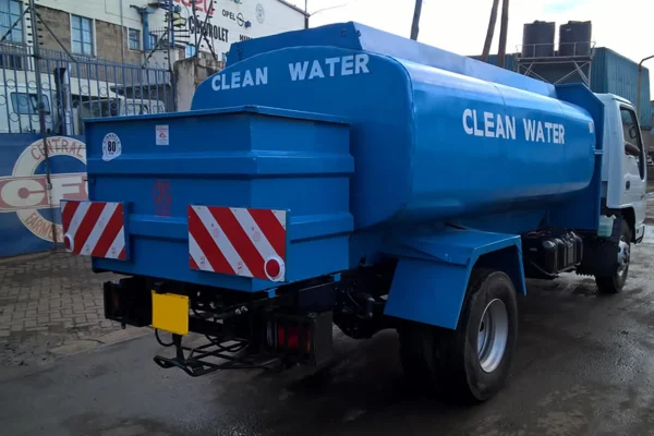 Clean-water-services-in-Nairobi-Image-2560x1700-px